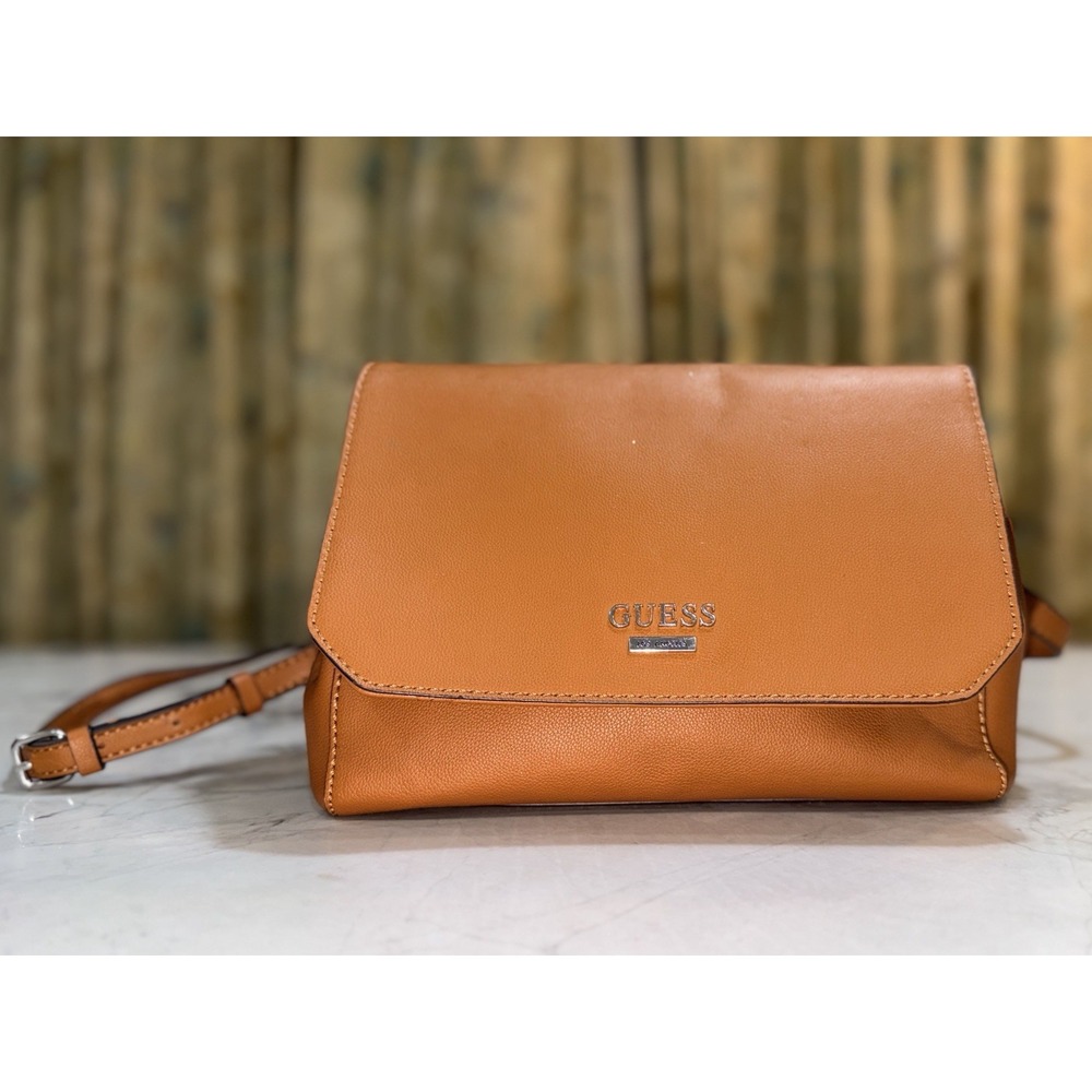 GUESS Los Angeles Cognac Tan Pebbled Leather Flap Crossbody Bag Chain Strap